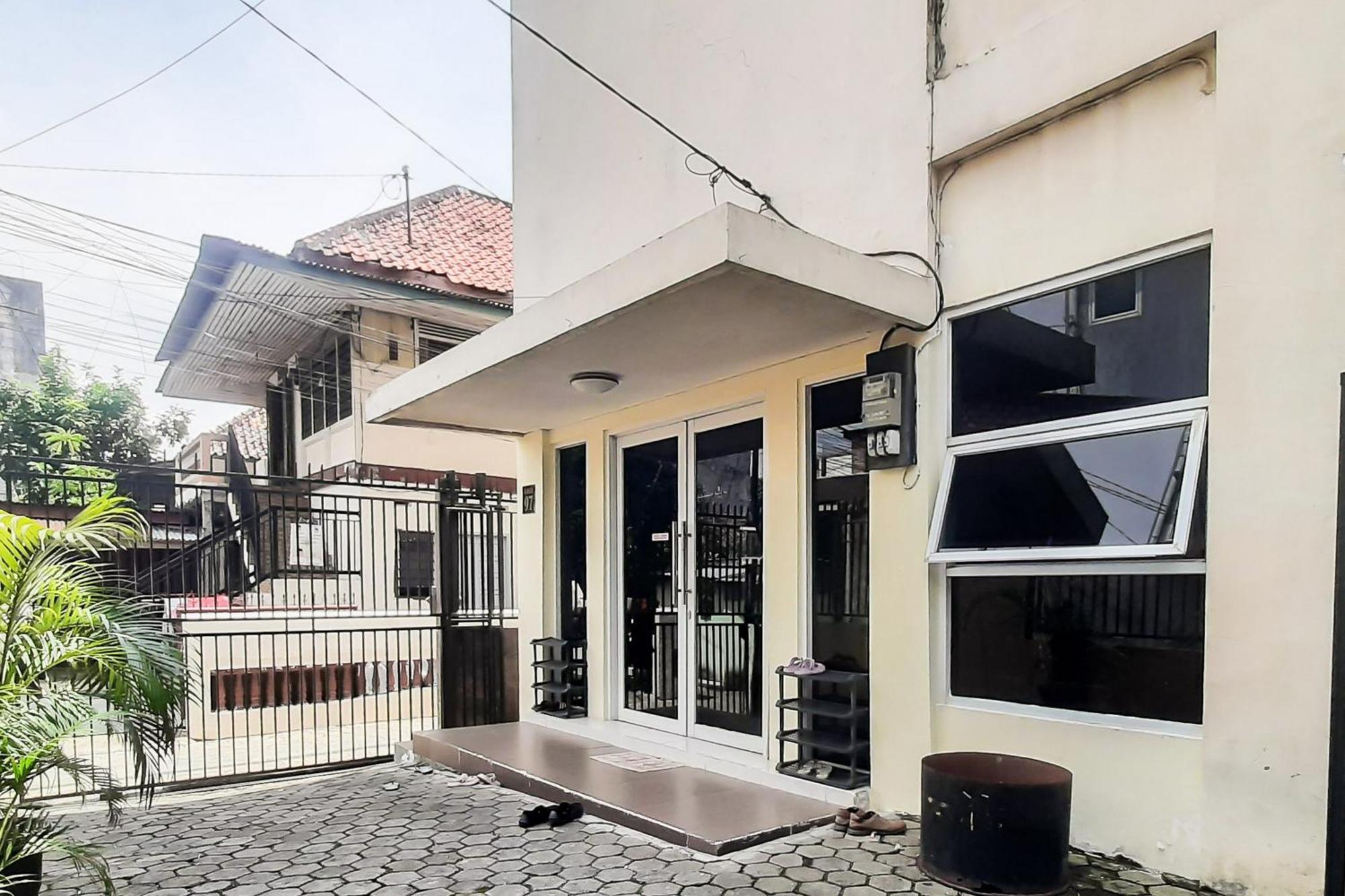 Reddoorz Syariah Near Transmart Mall Palembang Exterior foto